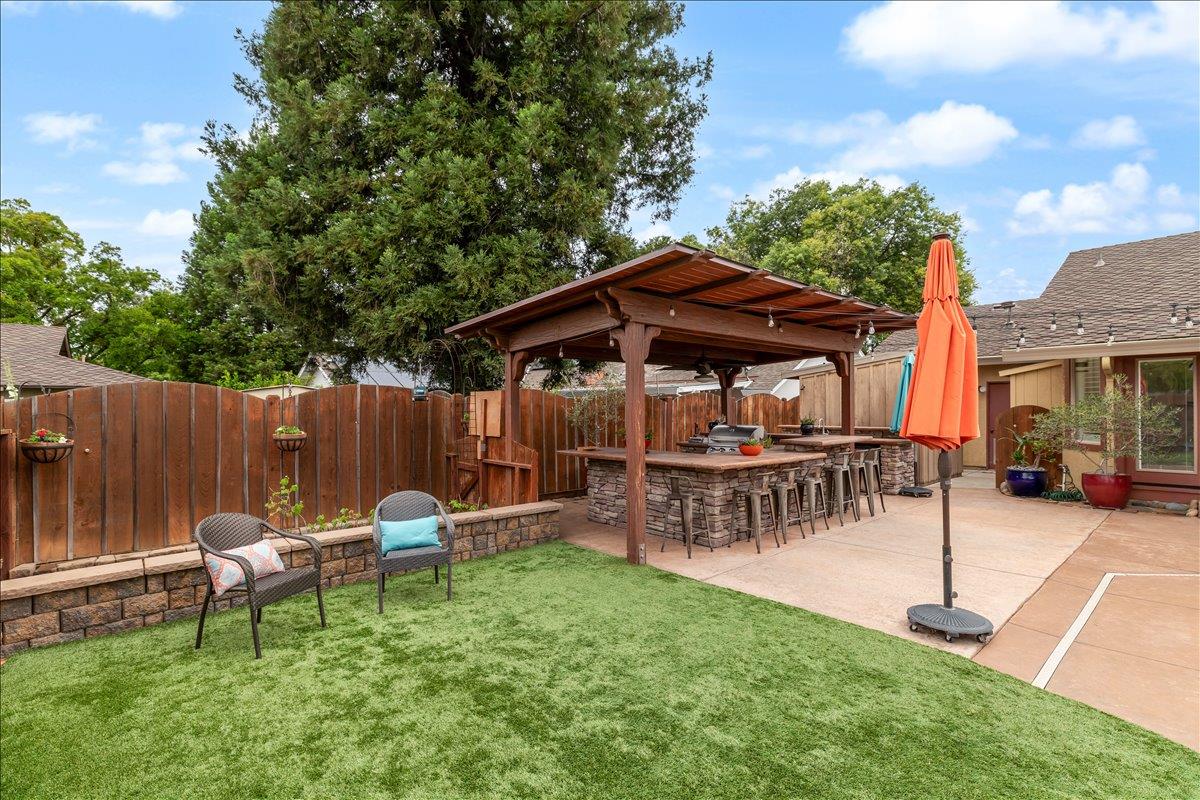 1121 Pyrite Way, Modesto, CA 95355