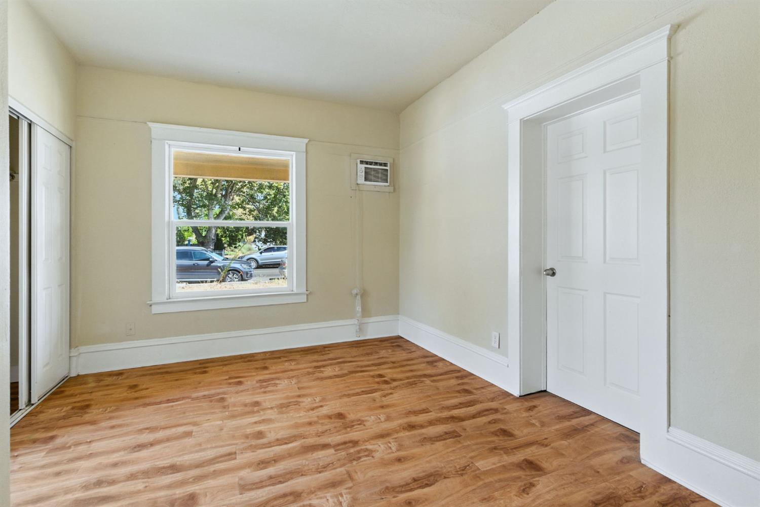 312 W Main St, Turlock, CA 95380