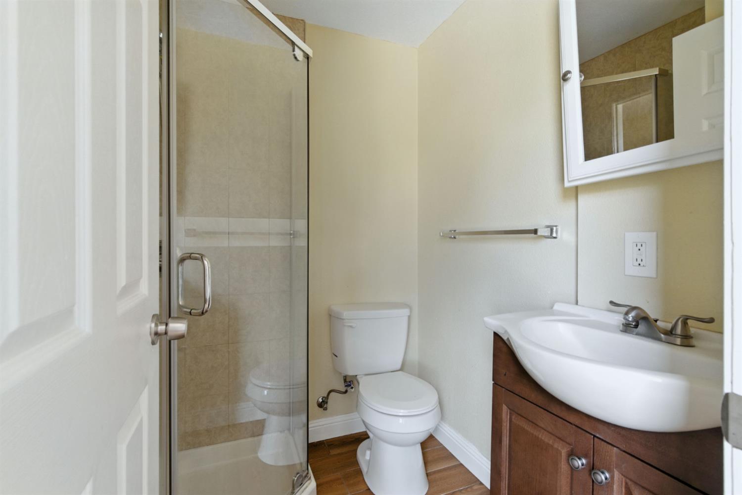 312 W Main St, Turlock, CA 95380