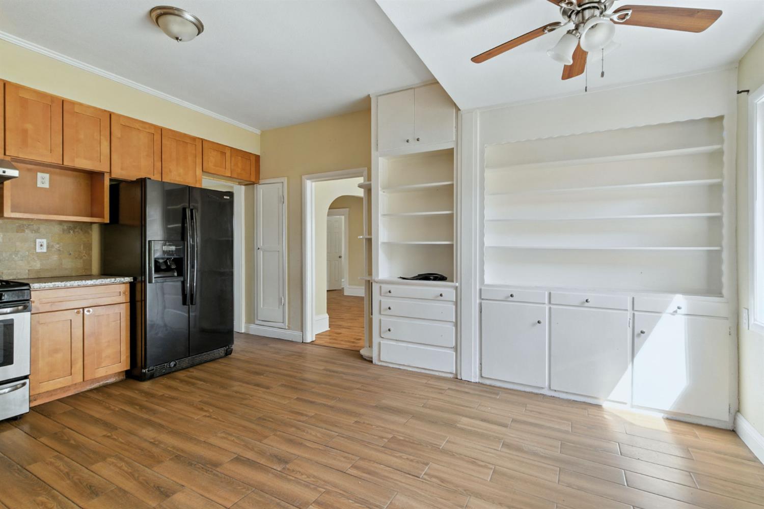 312 W Main St, Turlock, CA 95380