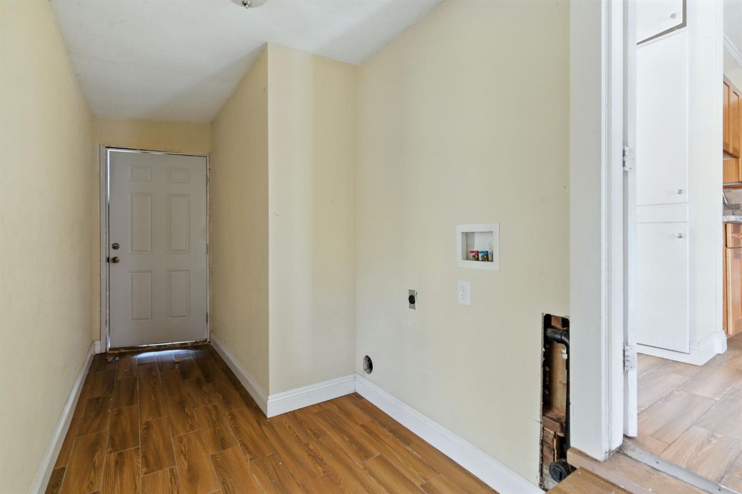 312 W Main St, Turlock, CA 95380