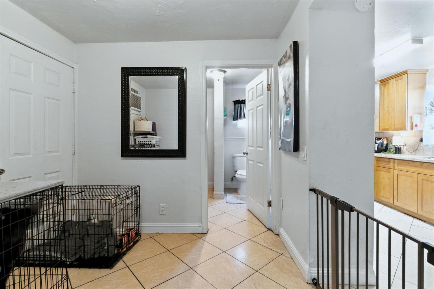 312 W Main St, Turlock, CA 95380