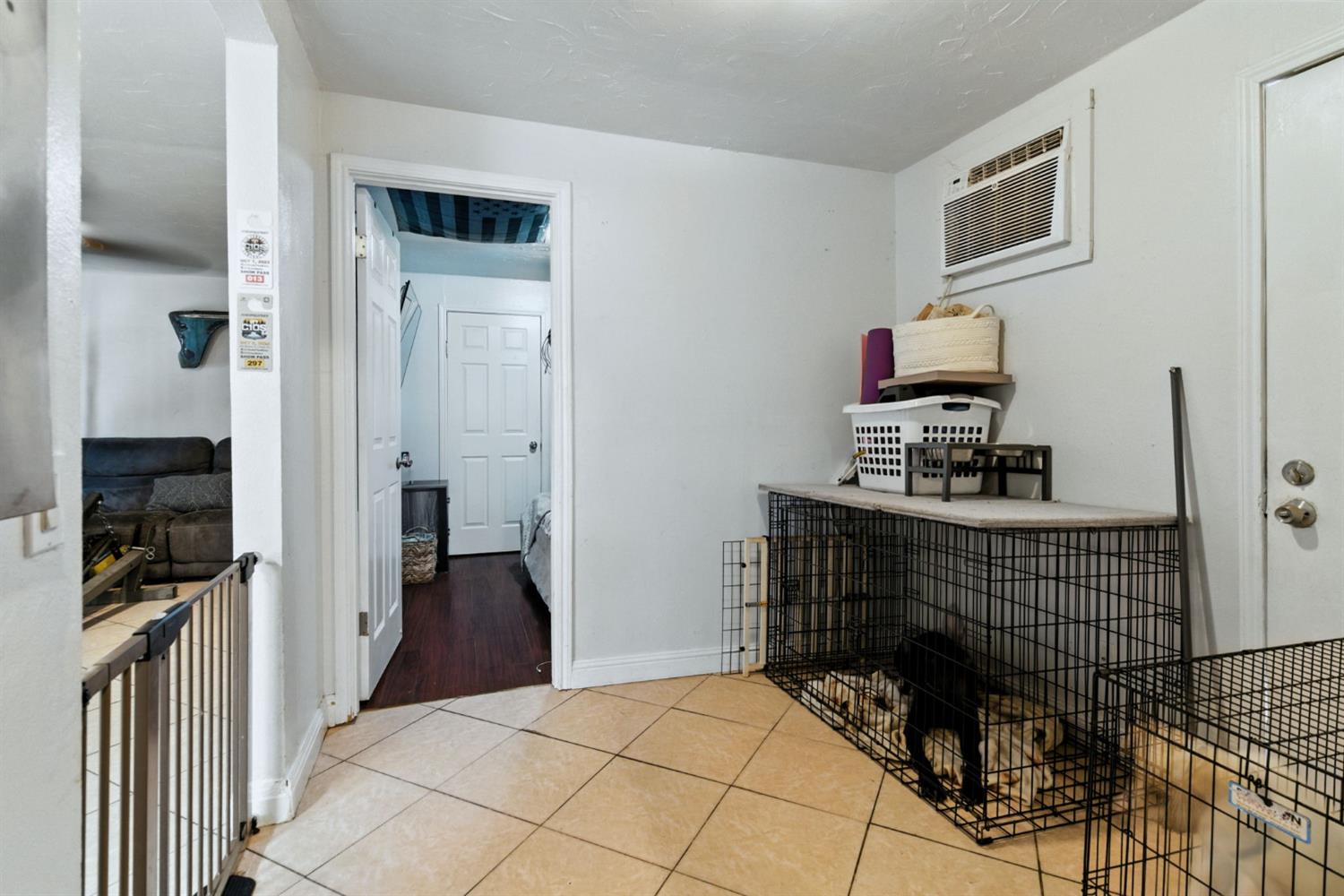 312 W Main St, Turlock, CA 95380