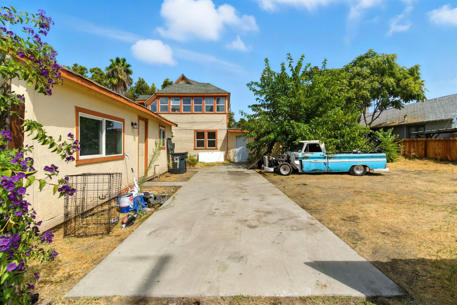 312 W Main St, Turlock, CA 95380