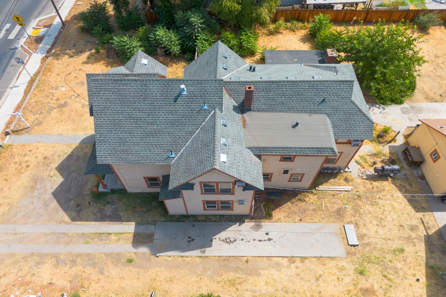 312 W Main St, Turlock, CA 95380