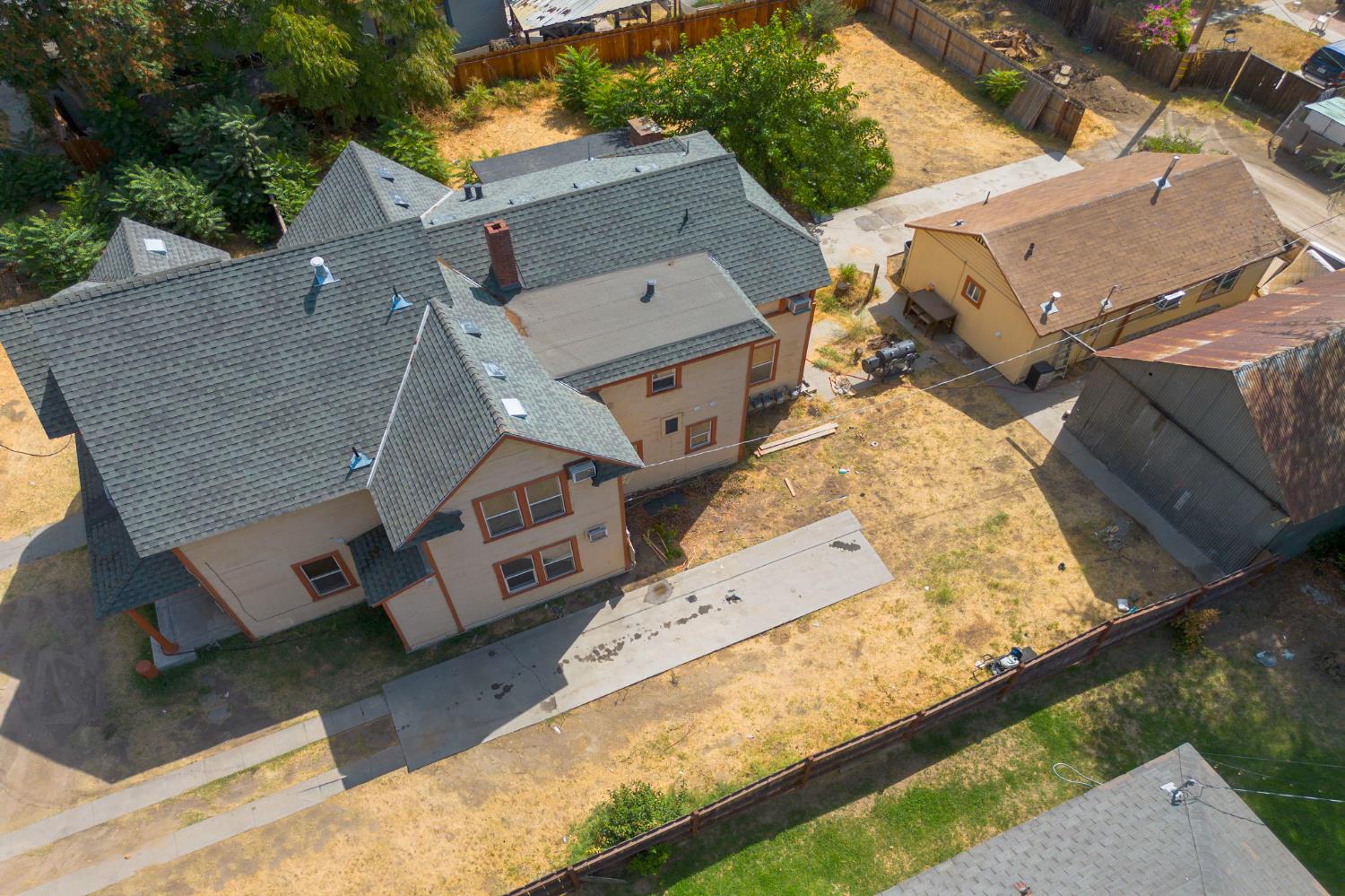 312 W Main St, Turlock, CA 95380