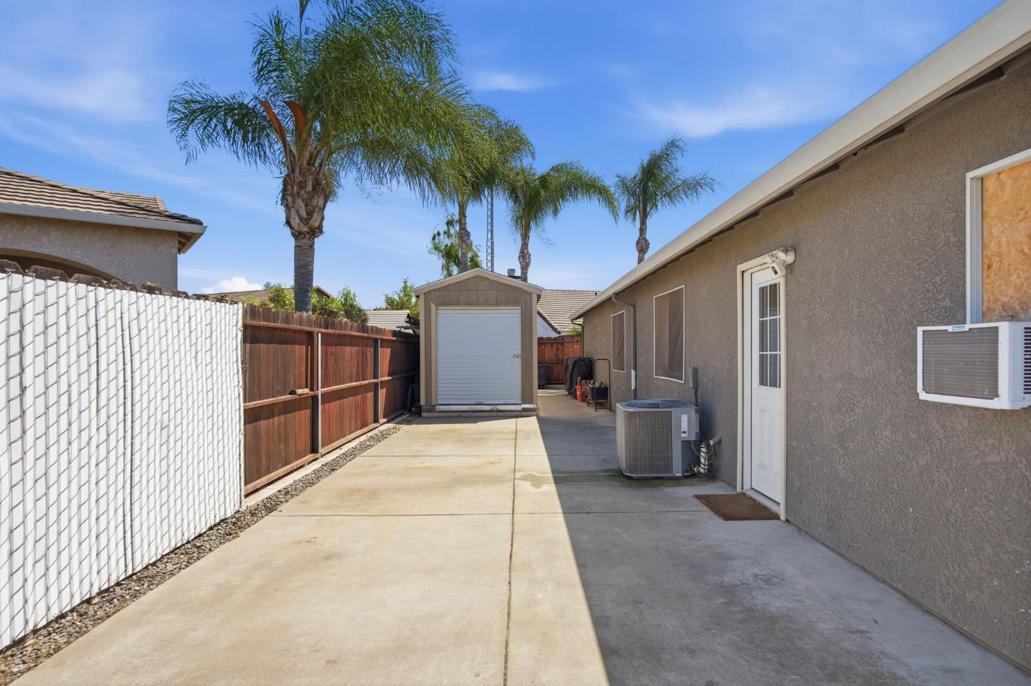7424 Deforest Ct, Hughson, CA 95326