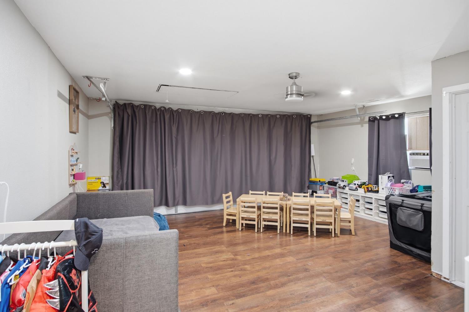 7424 Deforest Ct, Hughson, CA 95326