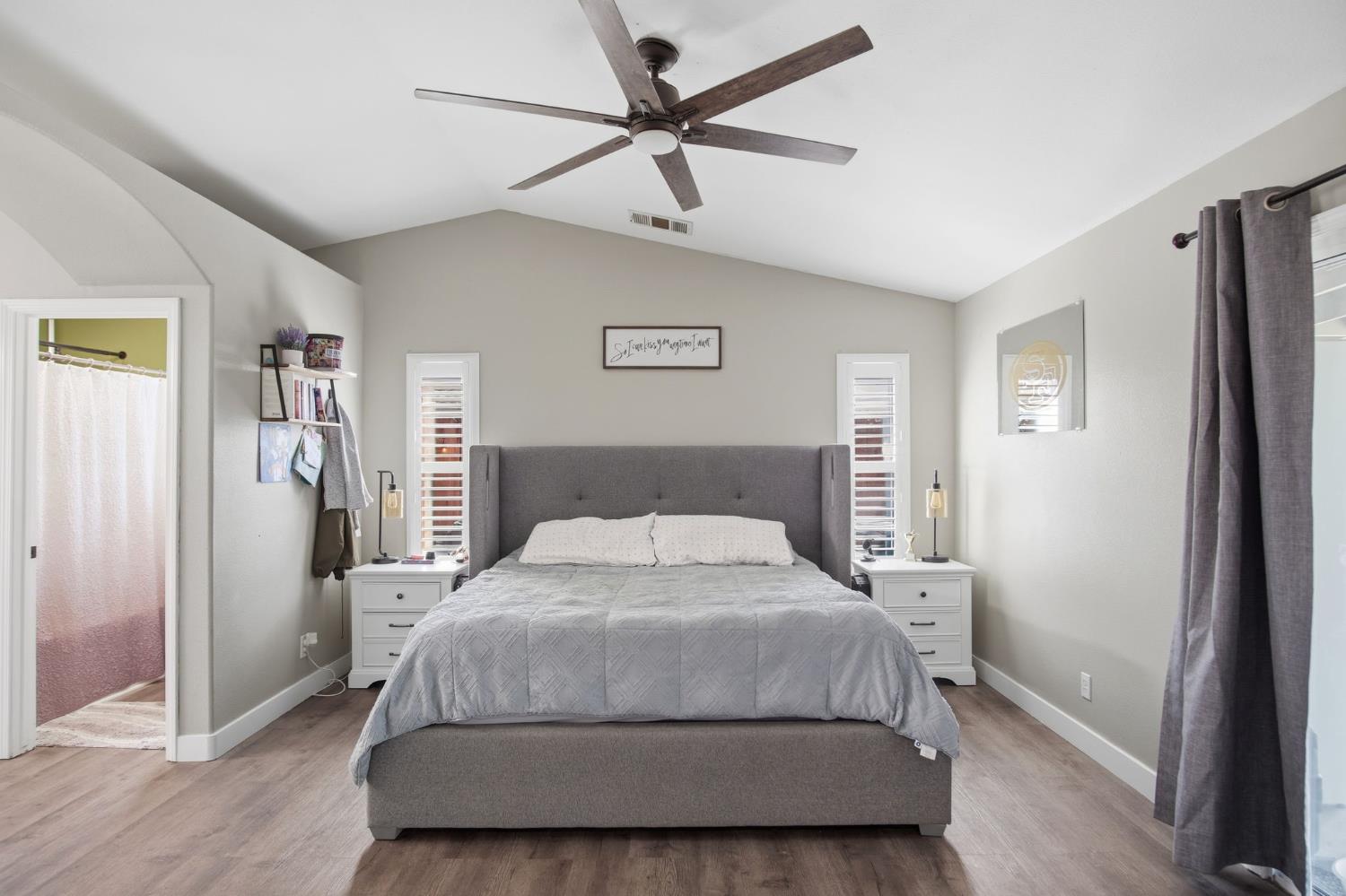 7424 Deforest Ct, Hughson, CA 95326