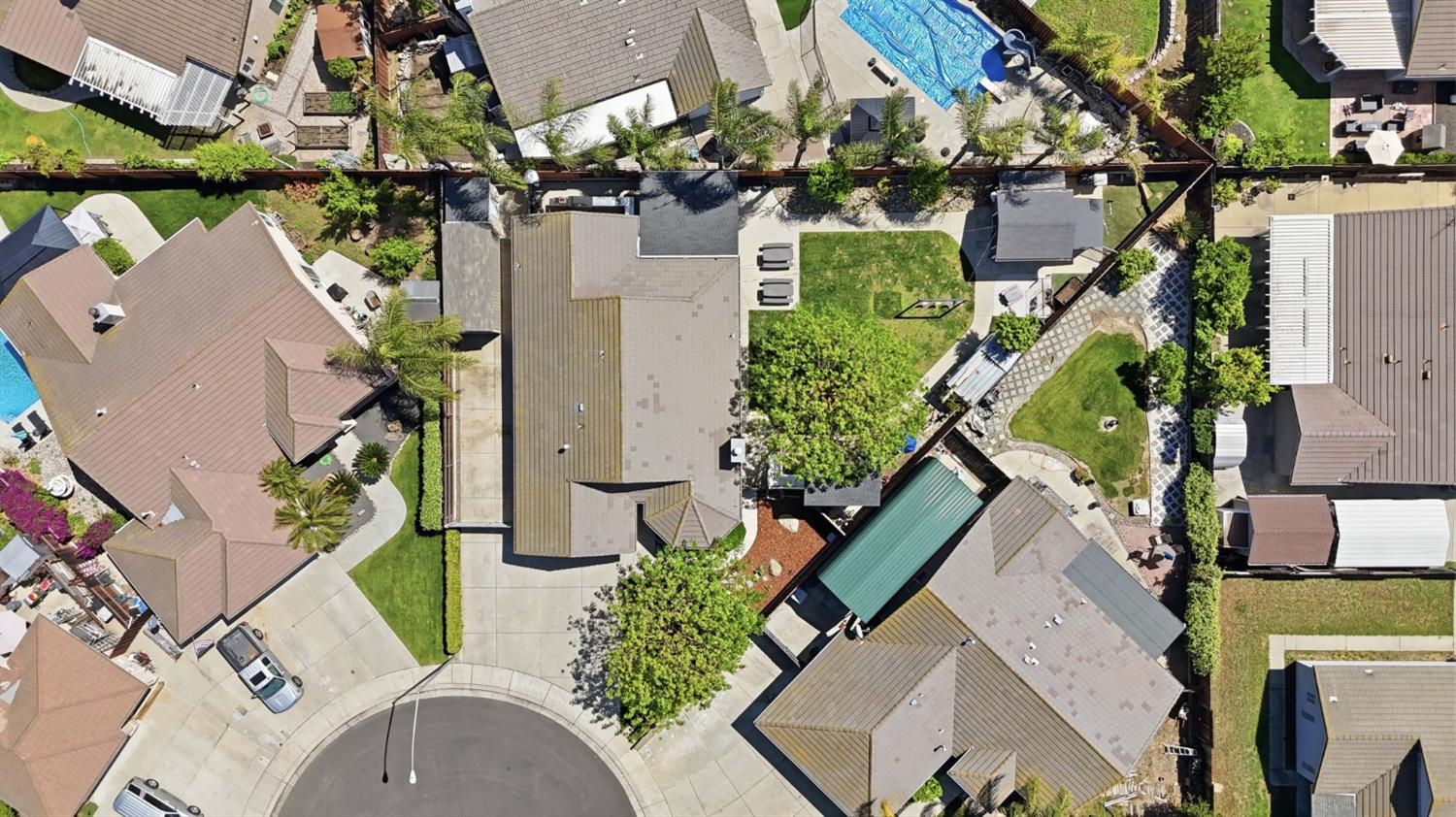 7424 Deforest Ct, Hughson, CA 95326