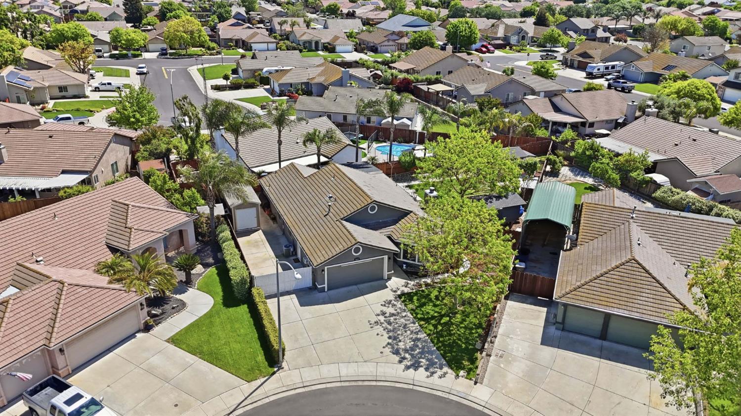 7424 Deforest Ct, Hughson, CA 95326