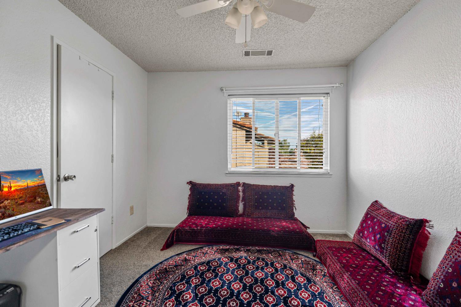 4009 Dale Rd #E, Modesto, CA 95356