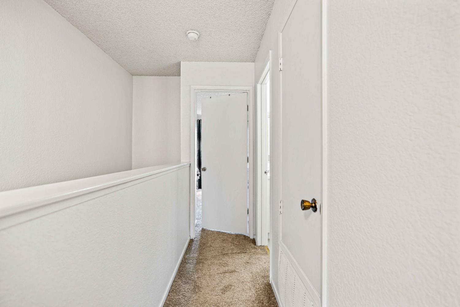 4009 Dale Rd #E, Modesto, CA 95356