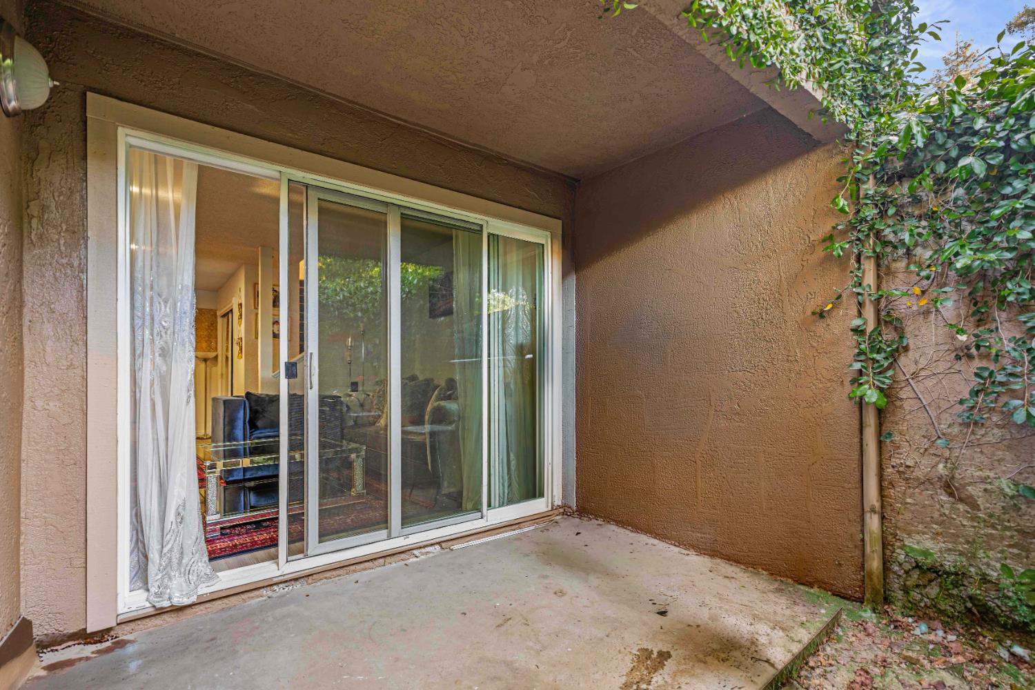 4009 Dale Rd #E, Modesto, CA 95356