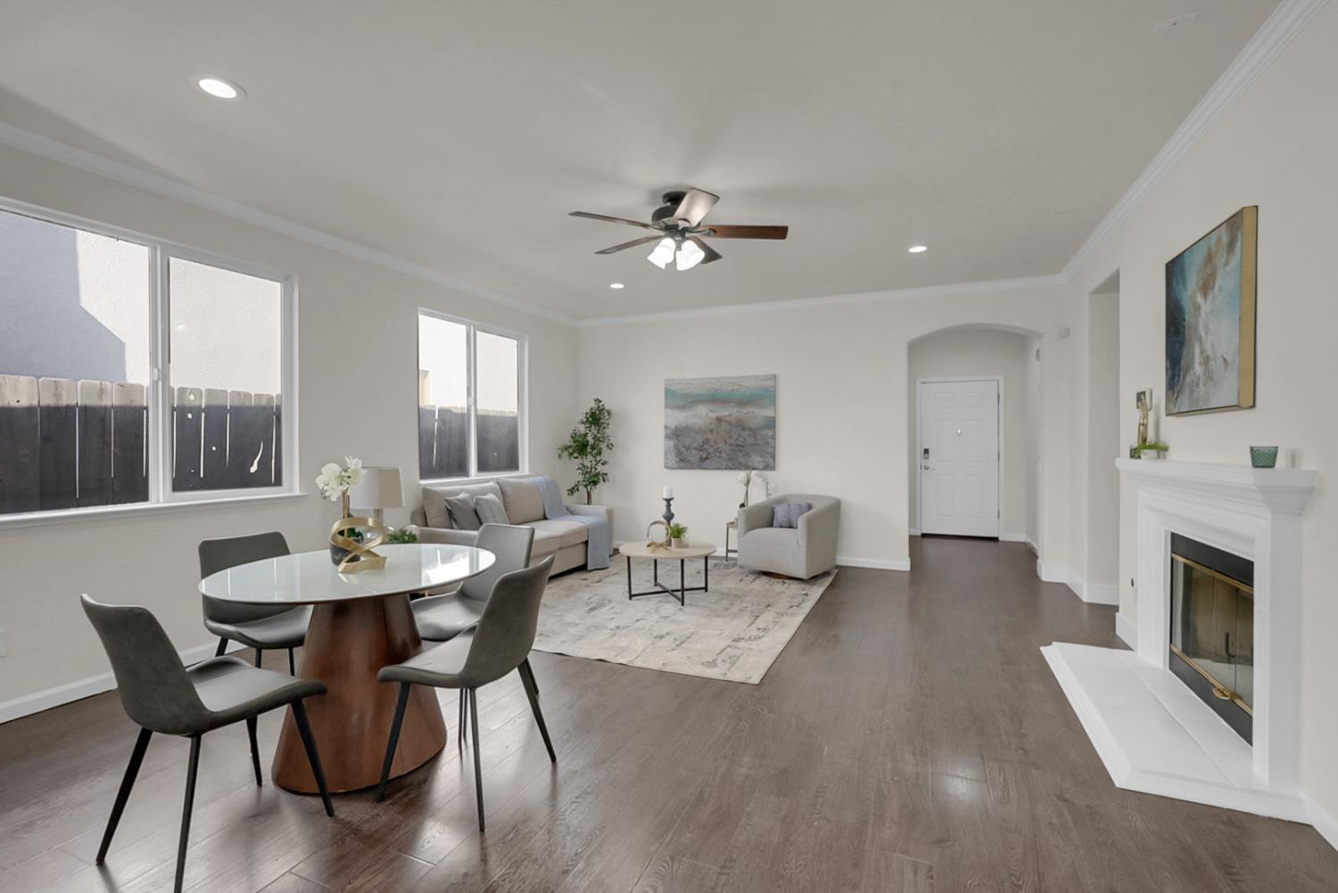 1543 Garold Ln, Manteca, CA 95337