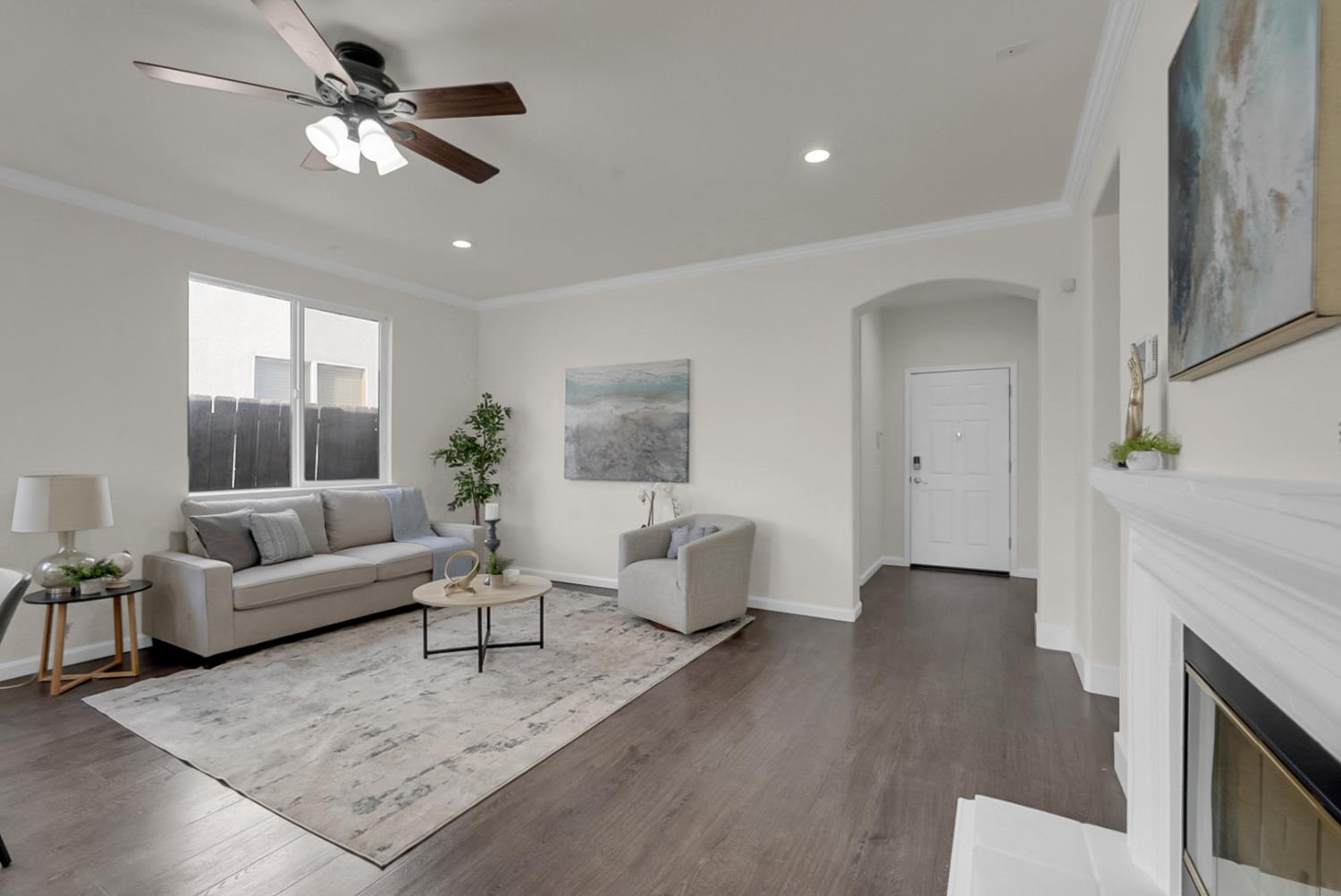 1543 Garold Ln, Manteca, CA 95337