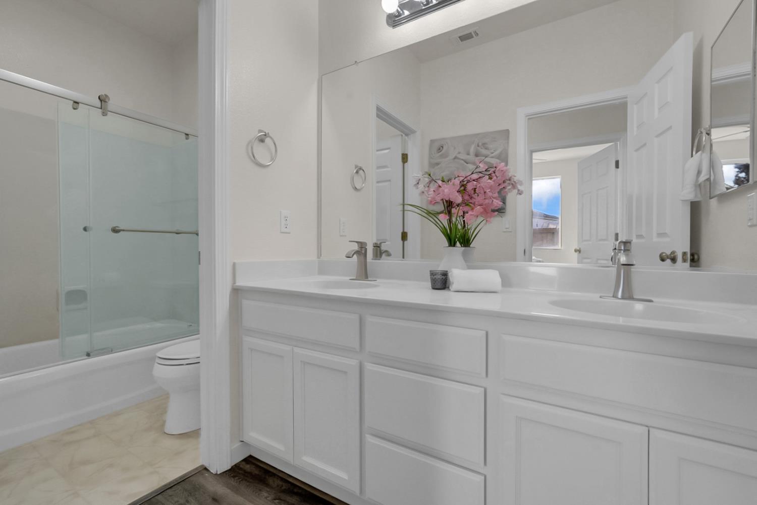 1543 Garold Ln, Manteca, CA 95337