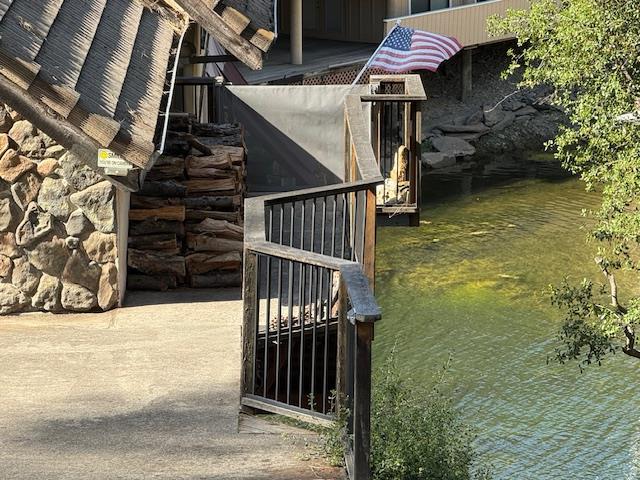 695 Foothill Rd, Copperopolis, CA 95228