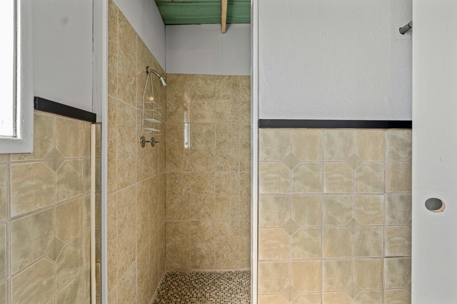 1409 Payne Ave, Modesto, CA 95351