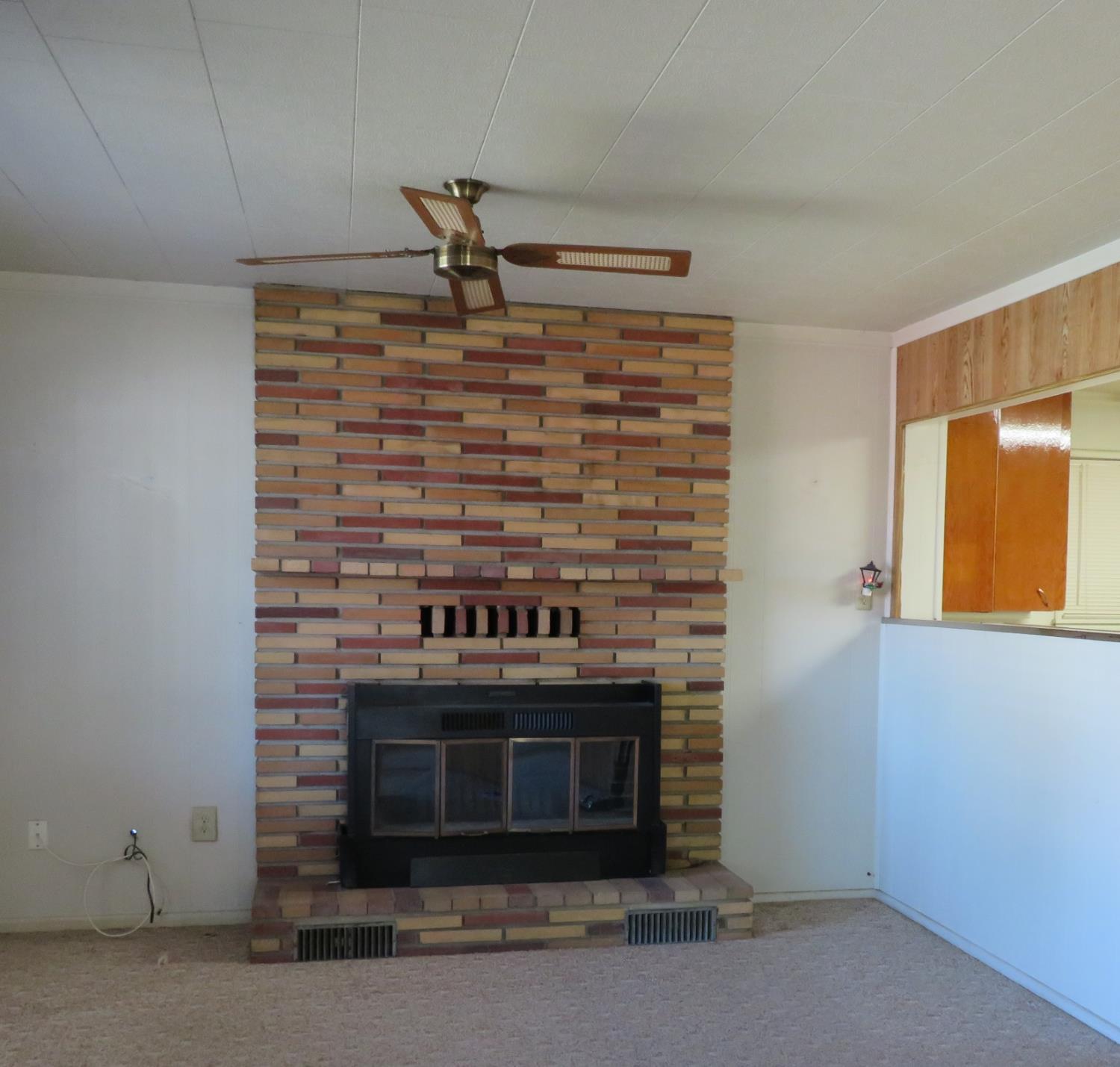 454 N 3rd Ave, Oakdale, CA 95361