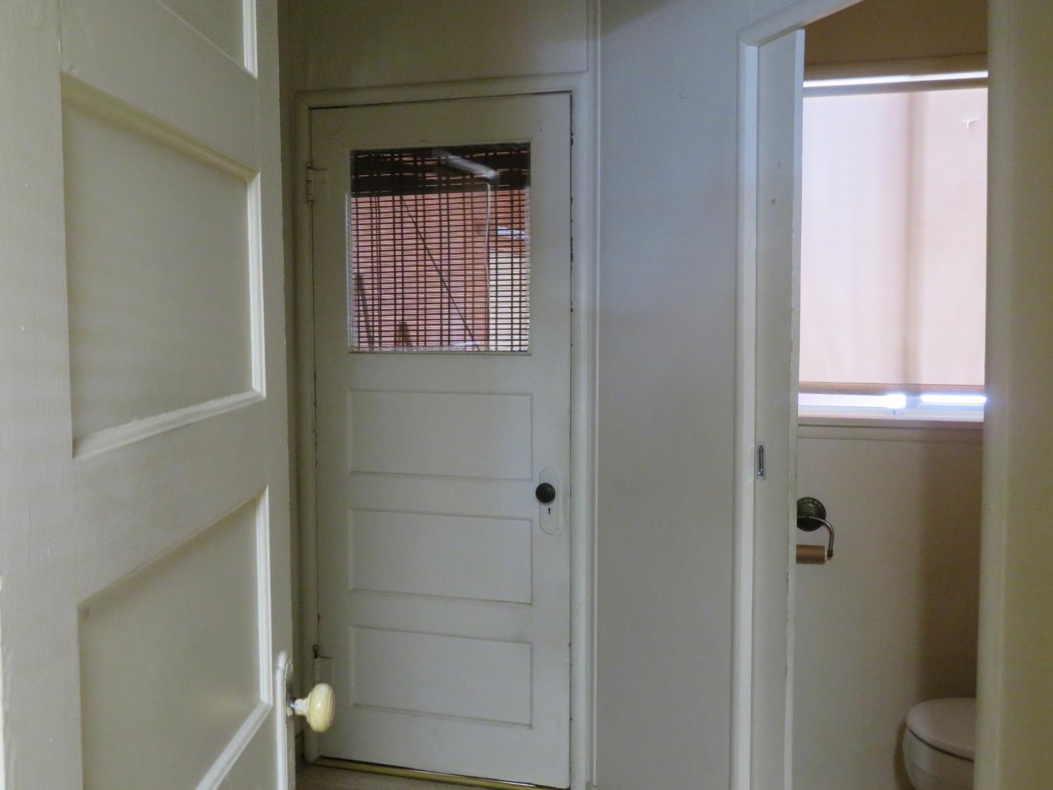 454 N 3rd Ave, Oakdale, CA 95361