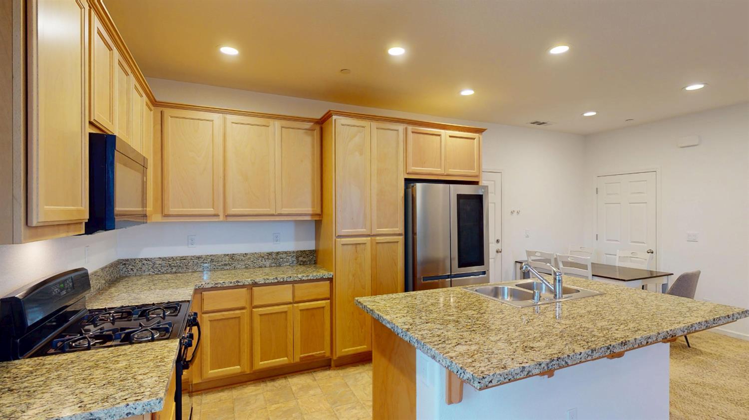 2904 Dillon Ln, Merced, CA 95348