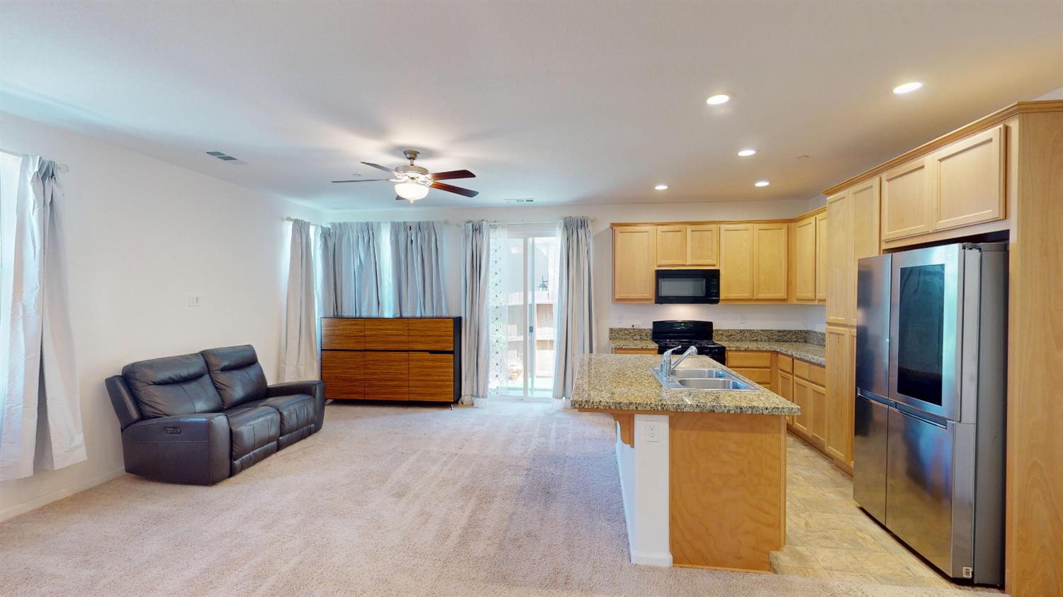 2904 Dillon Ln, Merced, CA 95348