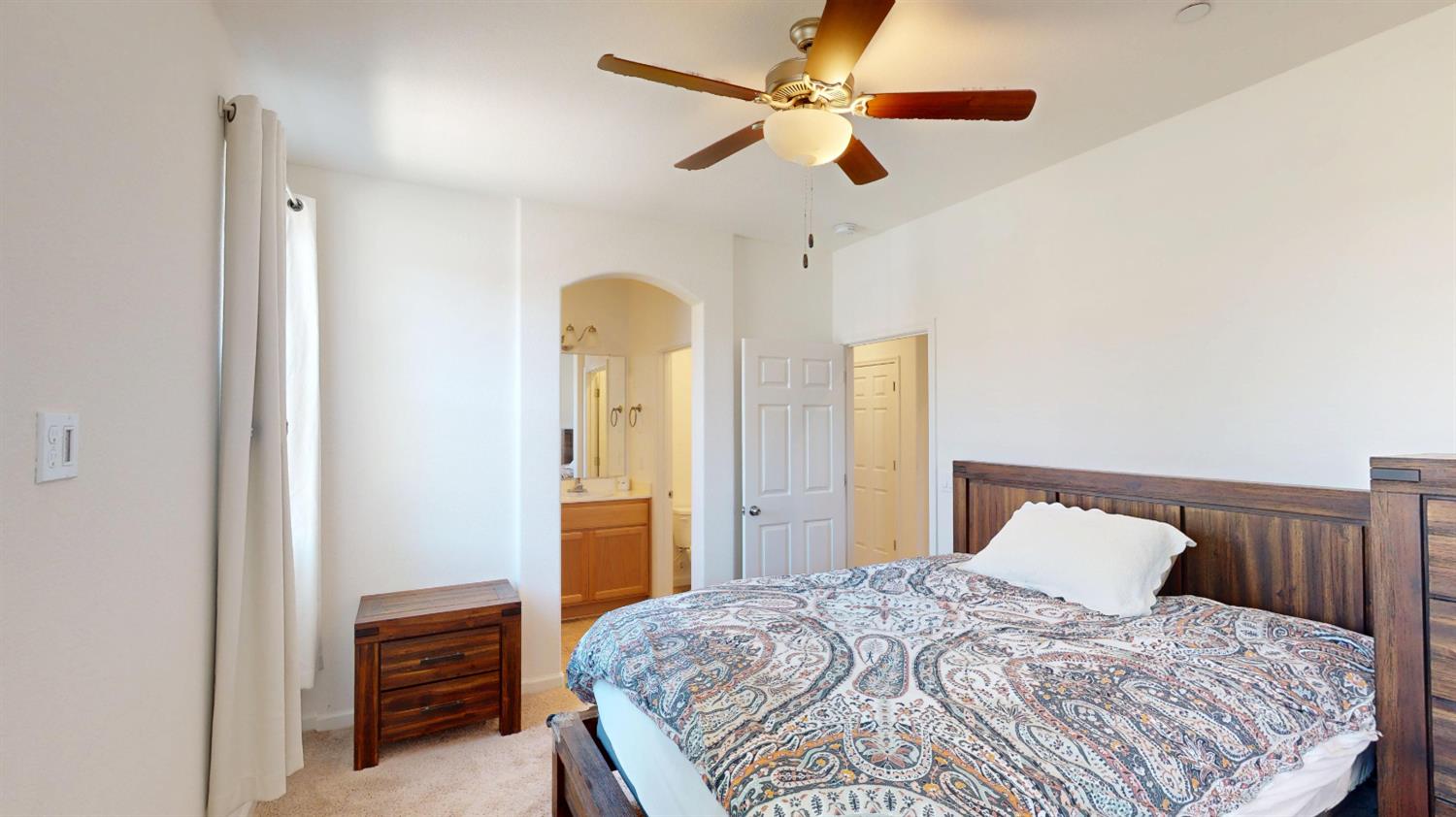 2904 Dillon Ln, Merced, CA 95348