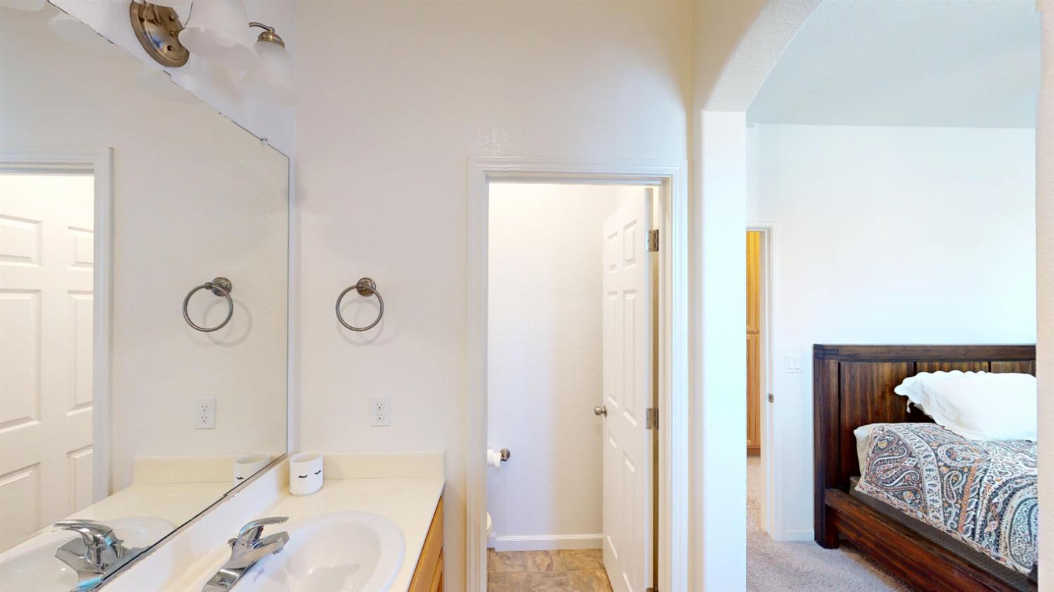 2904 Dillon Ln, Merced, CA 95348