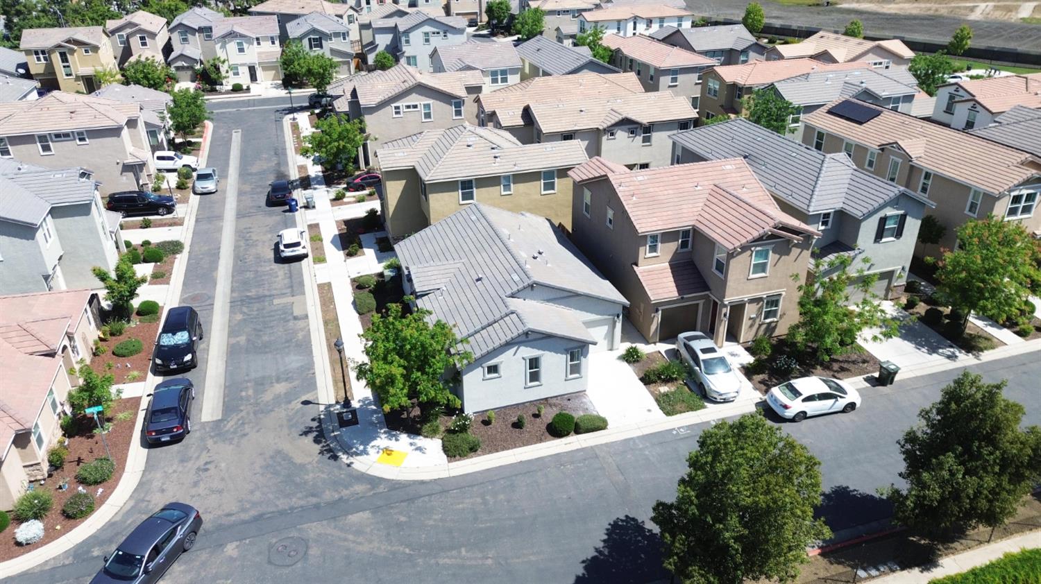 2904 Dillon Ln, Merced, CA 95348