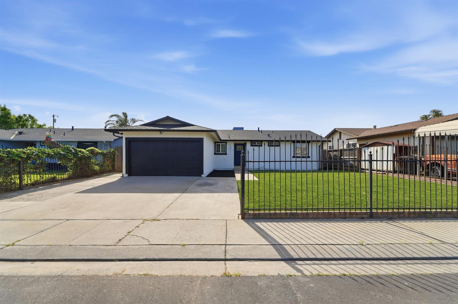 6307 Chief Tucker Ave, Riverbank, CA 95367