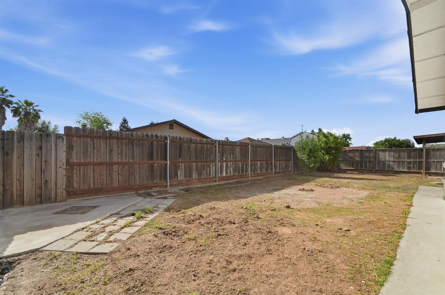 6307 Chief Tucker Ave, Riverbank, CA 95367