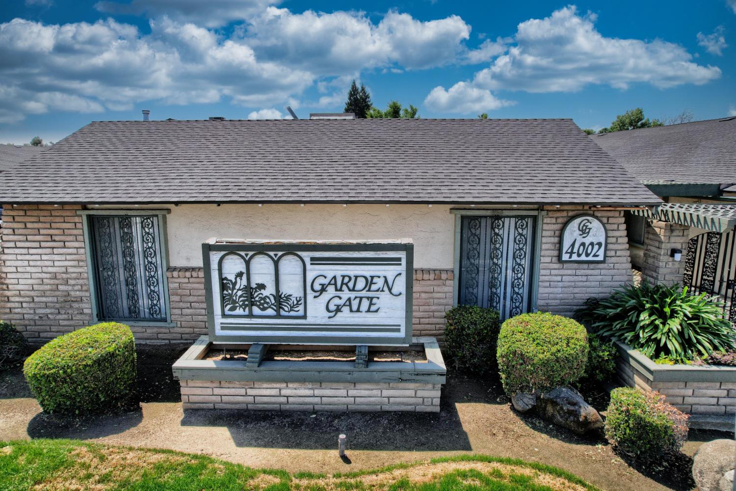 4002 E Dakota Ave, Fresno, CA 93726