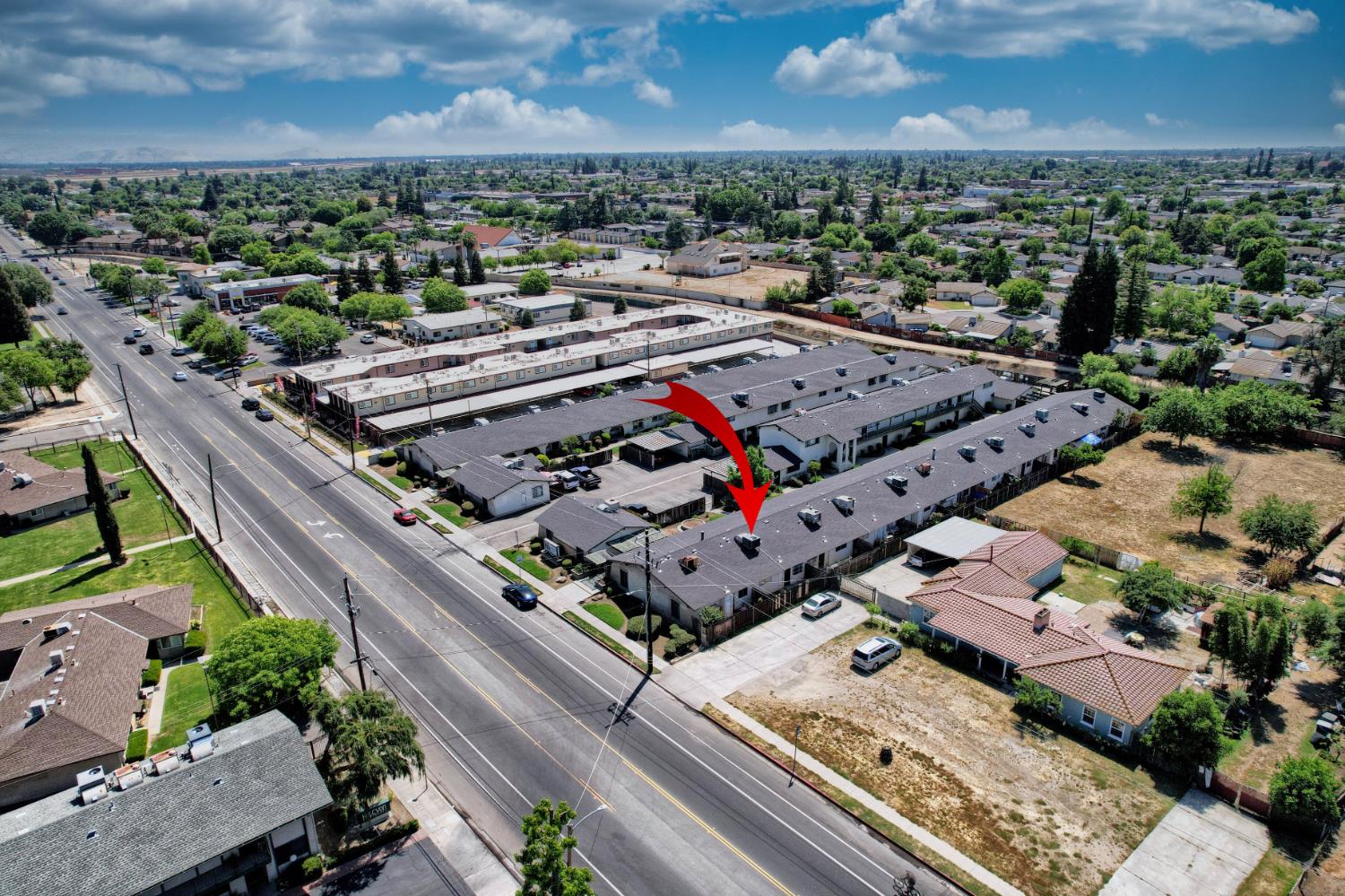 4002 E Dakota Ave, Fresno, CA 93726