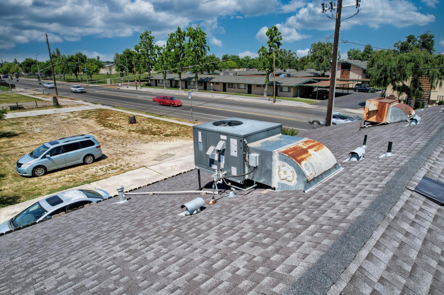 4002 E Dakota Ave, Fresno, CA 93726