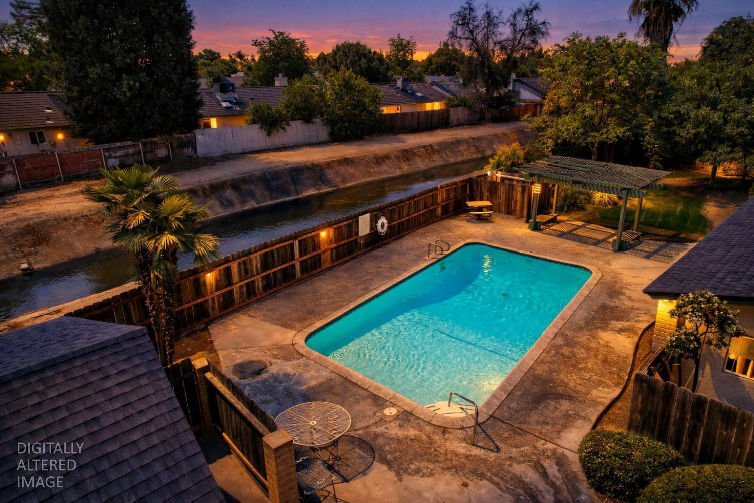 4002 E Dakota Ave, Fresno, CA 93726