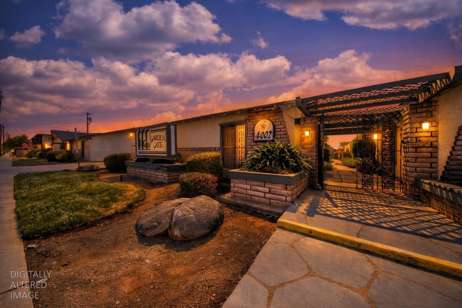 4002 E Dakota Ave, Fresno, CA 93726