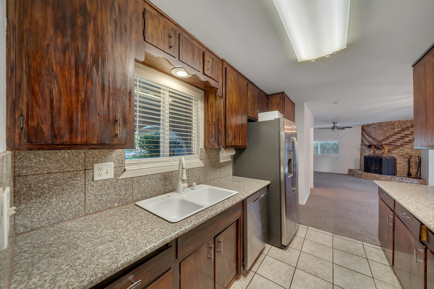 2313 San Rafael Ave, Modesto, CA 95355