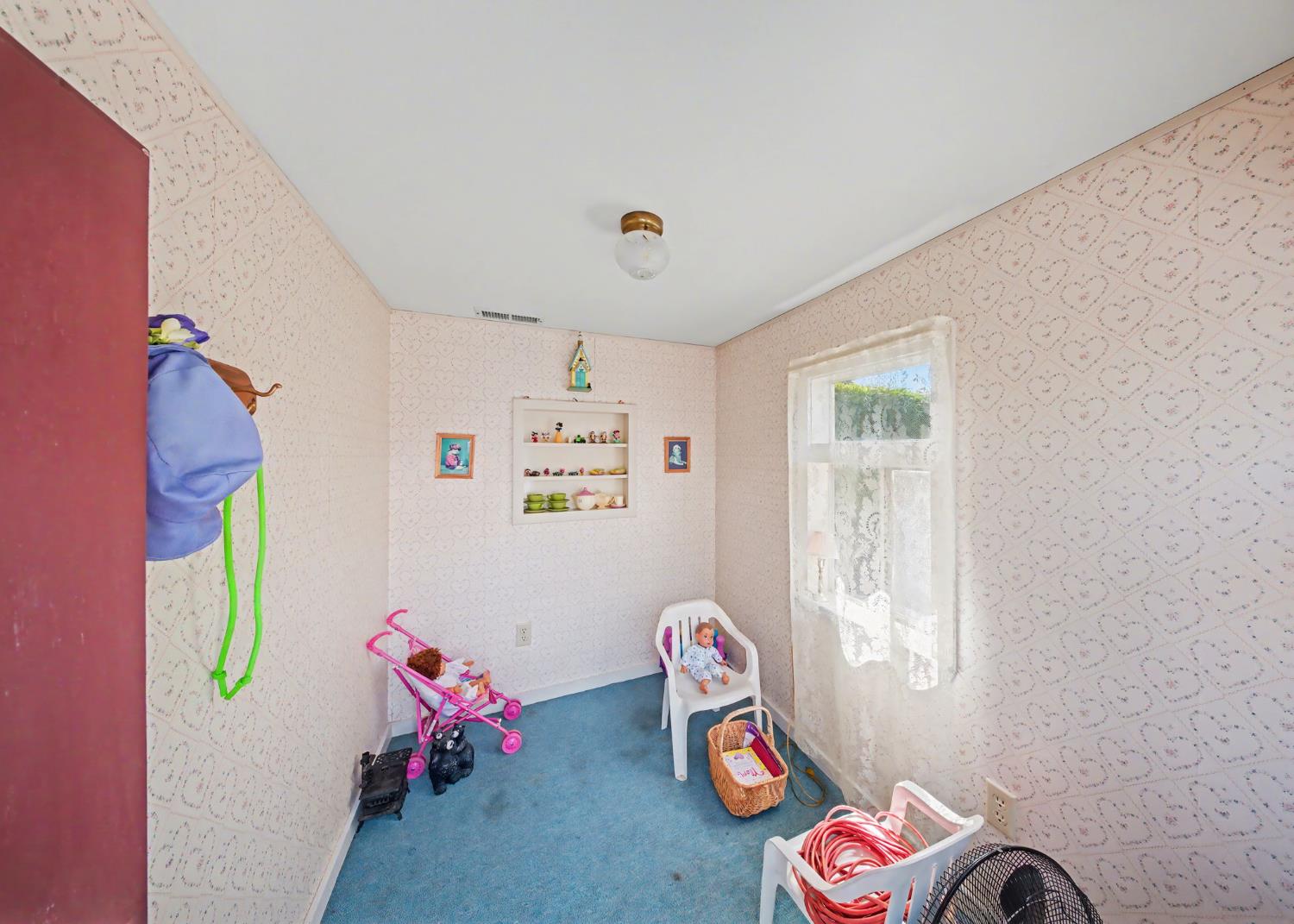 1252 Sterling Pl, Manteca, CA 95336