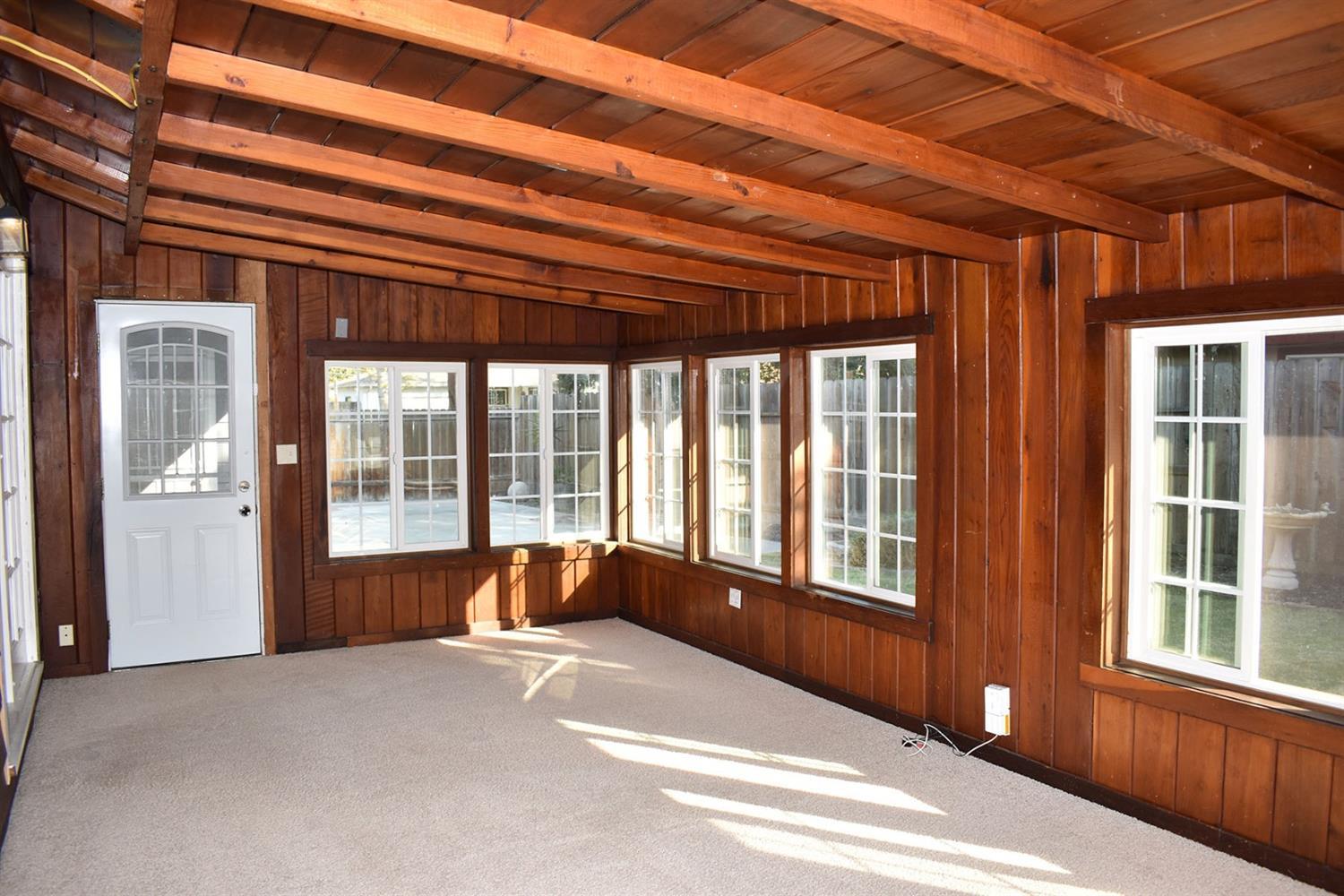 6505 N Alexandria Pl, Manteca, CA 95207