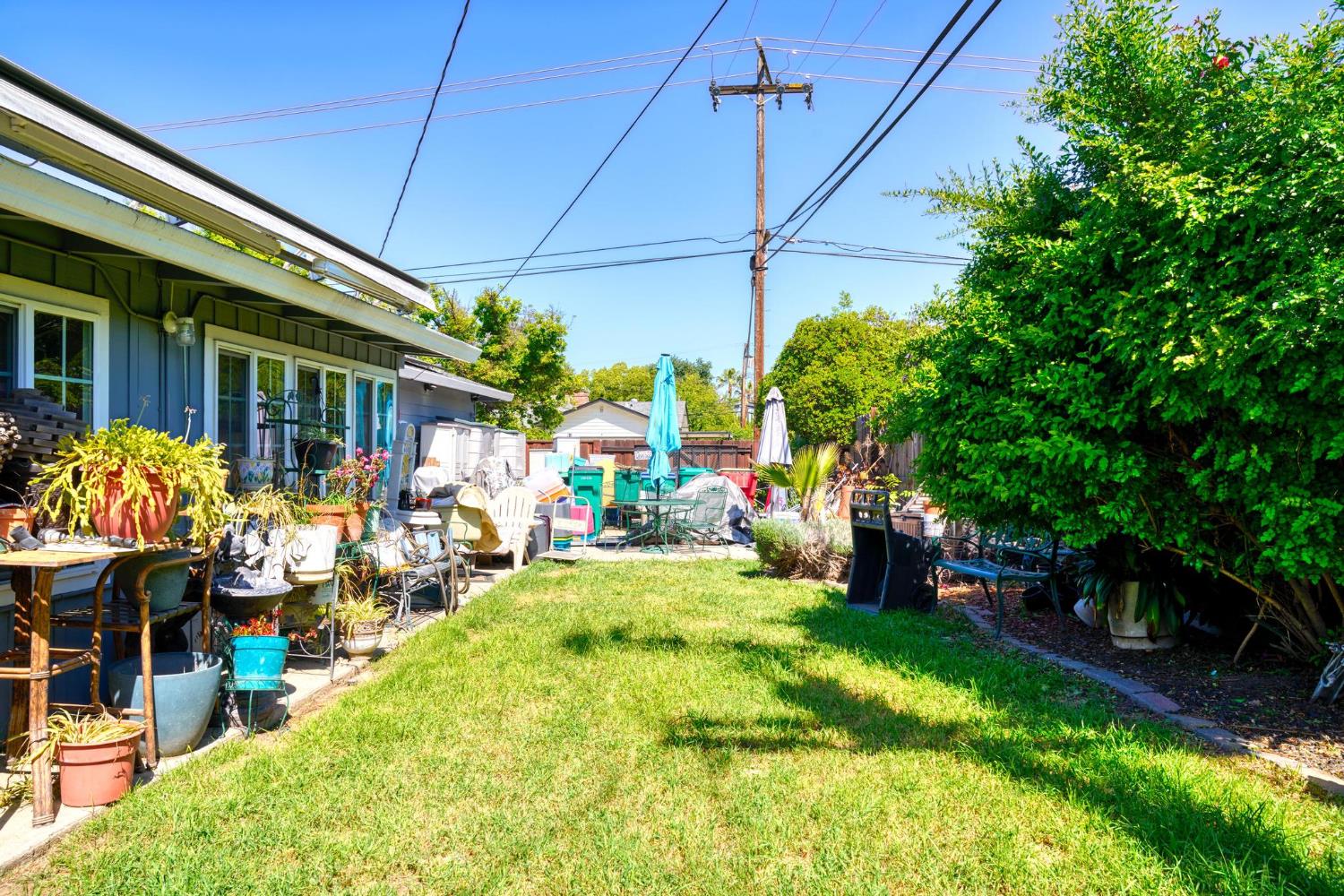 6505 N Alexandria Pl, Manteca, CA 95207