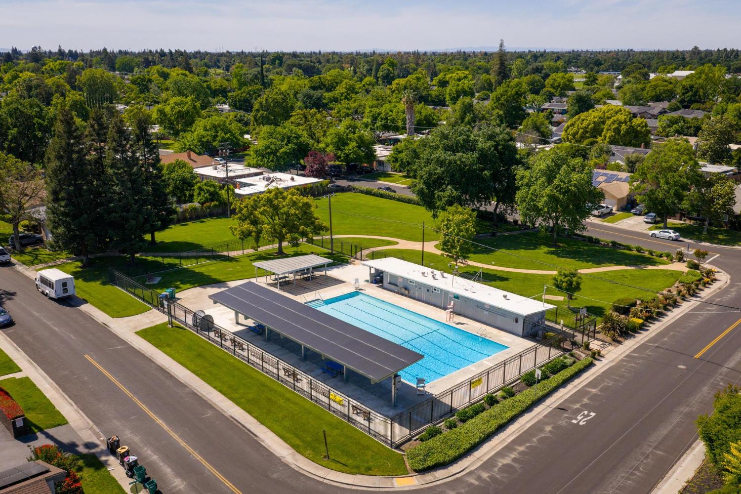 6505 N Alexandria Pl, Manteca, CA 95207