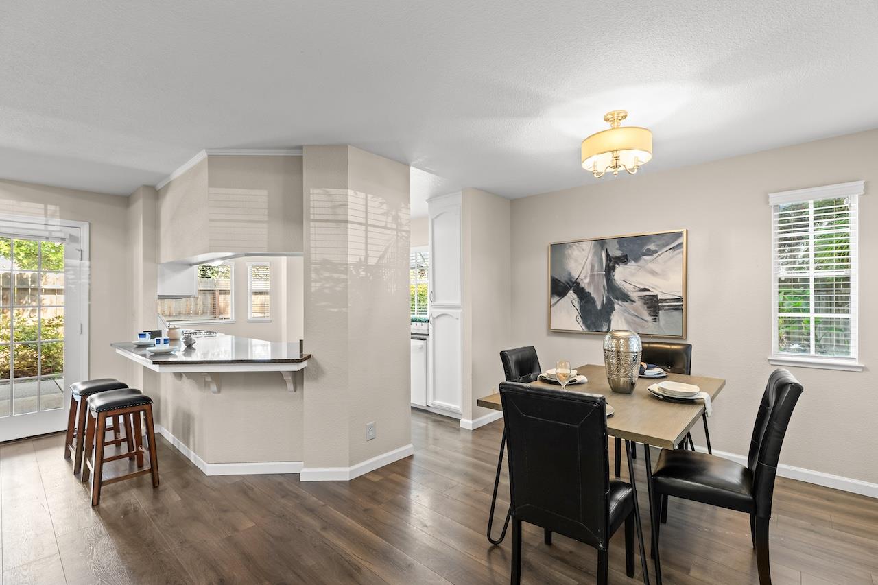 244 Laurelwood Cir, Manteca, CA 95336