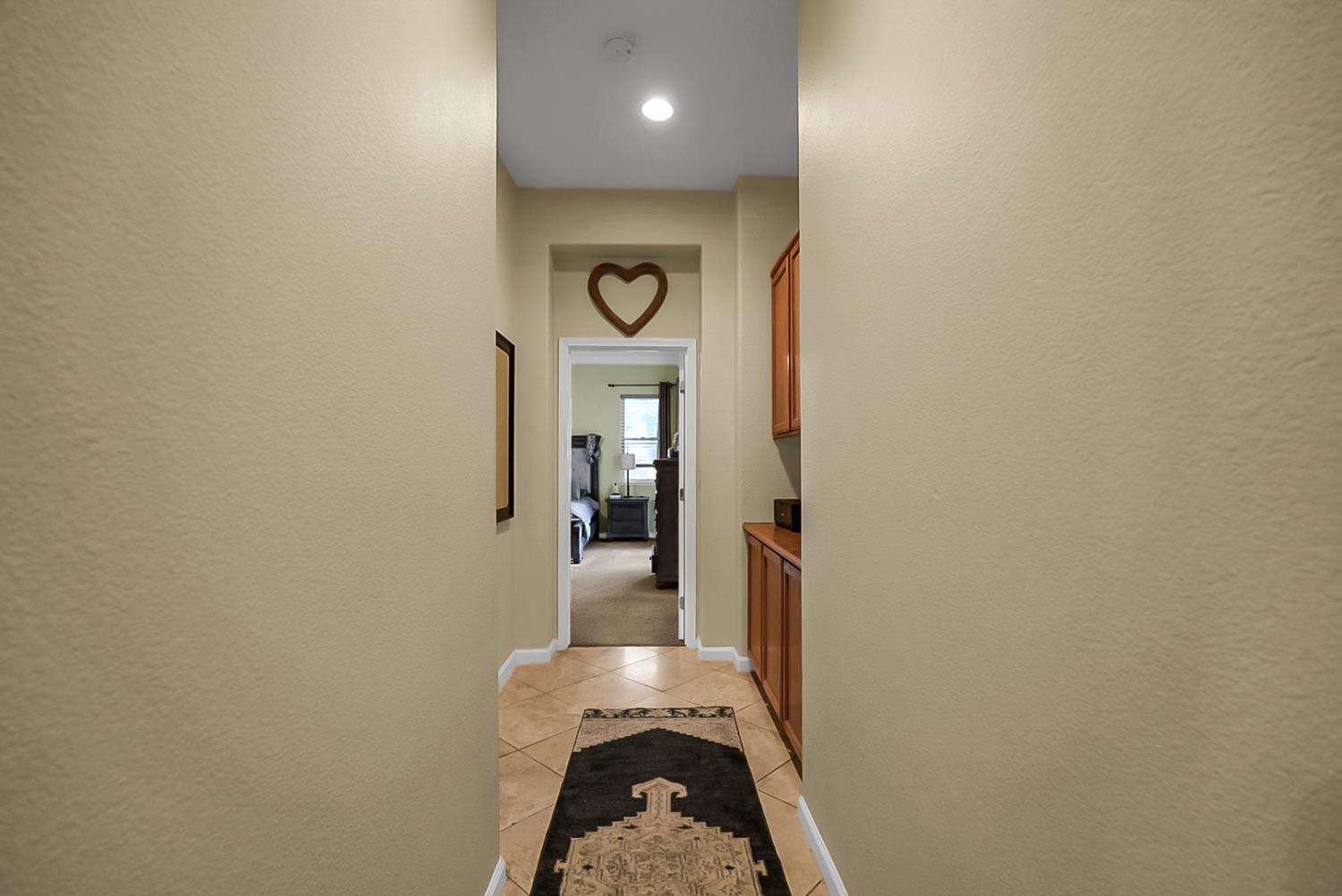 1929 Sparrowhawk St, Manteca, CA 95337