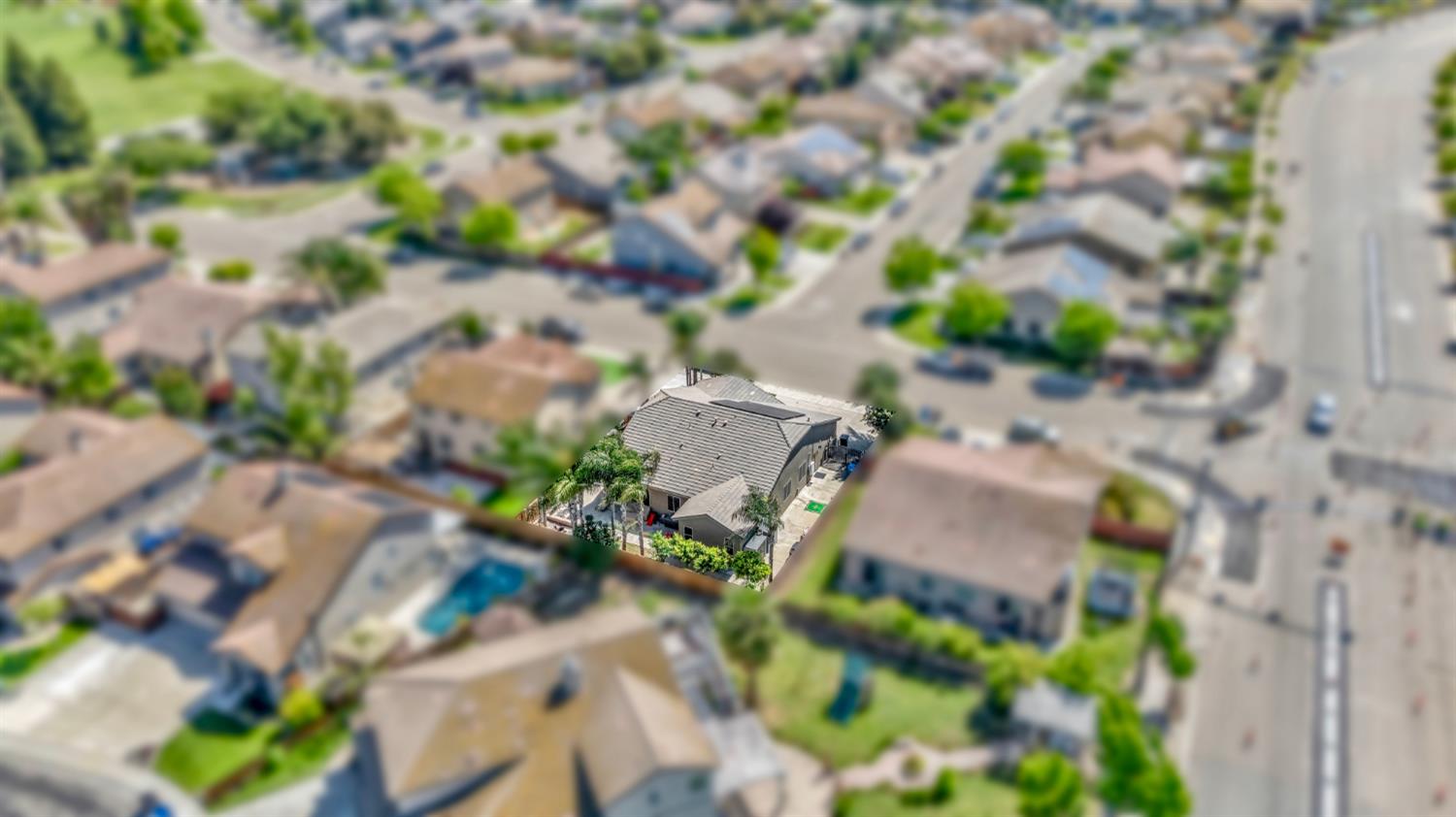 1929 Sparrowhawk St, Manteca, CA 95337