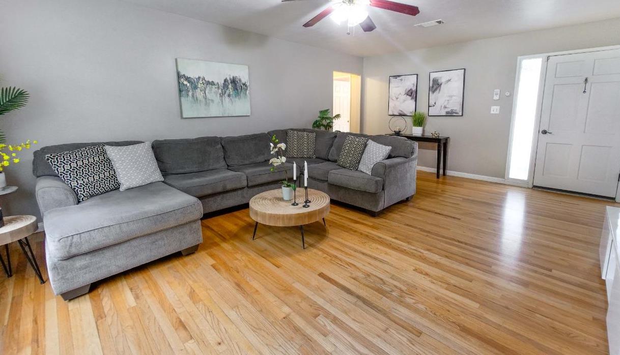 2952 Tahoe Dr, Merced, CA 95340