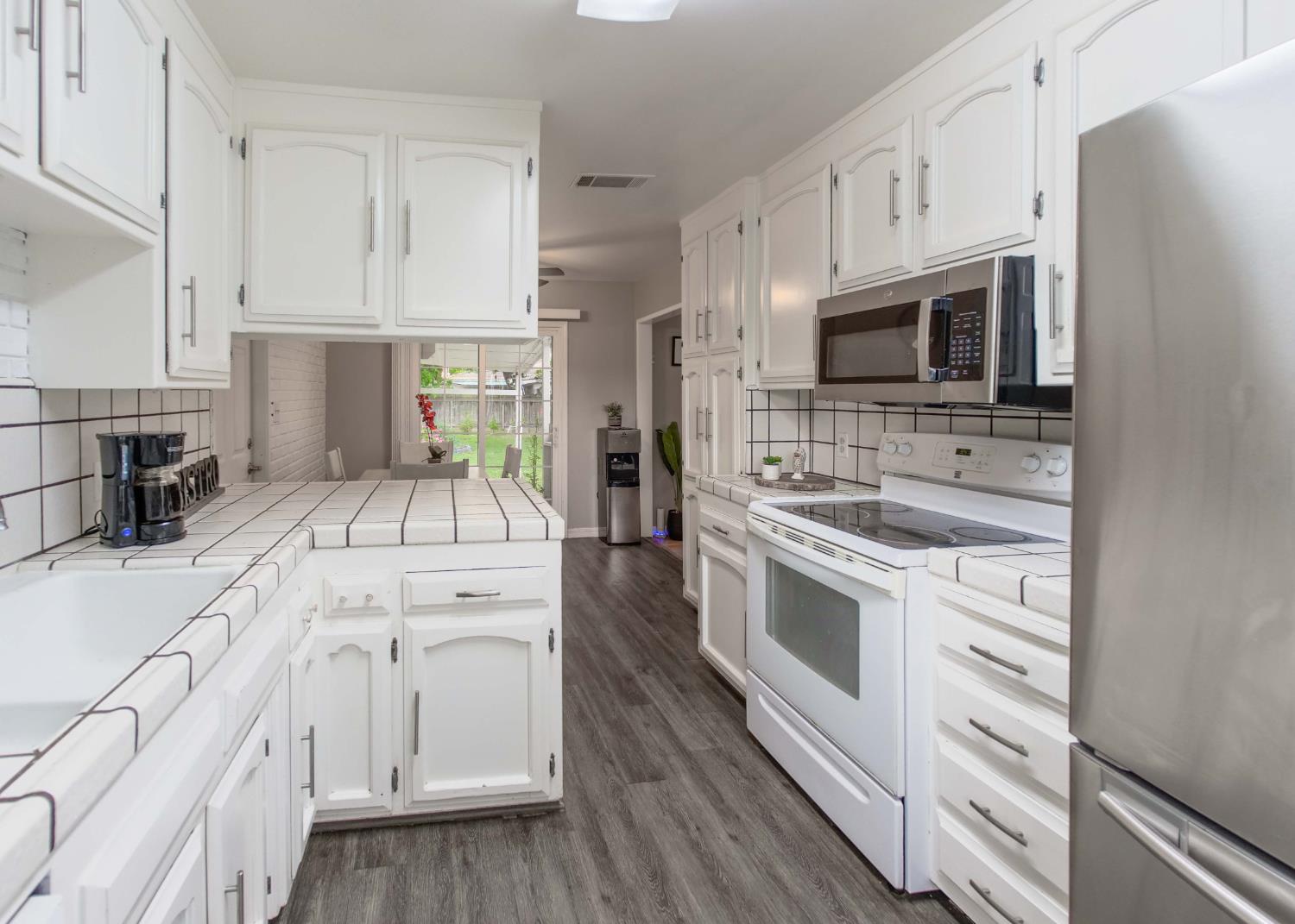 2952 Tahoe Dr, Merced, CA 95340