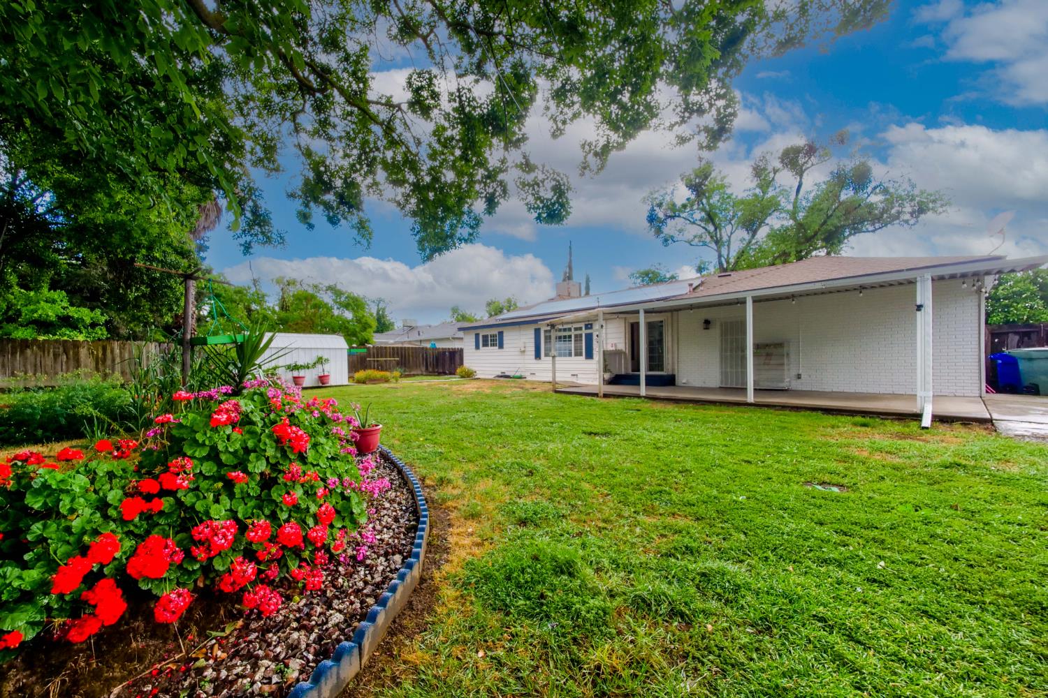 2952 Tahoe Dr, Merced, CA 95340