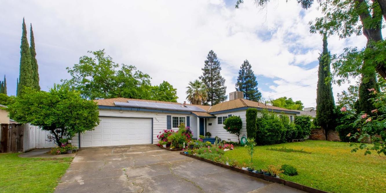 2952 Tahoe Dr, Merced, CA 95340