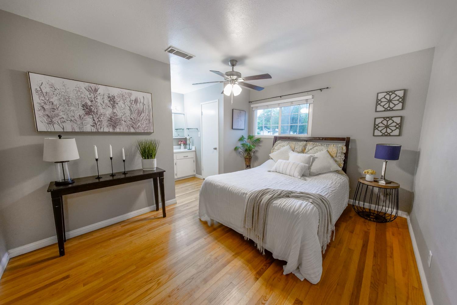 2952 Tahoe Dr, Merced, CA 95340